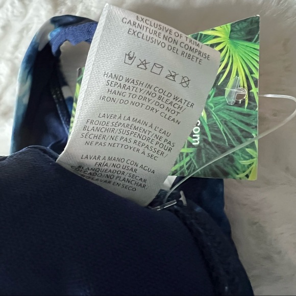 NEW Eidon Blue Tie Dye Beaded Print Bikini Top Size XL - Picture 4 of 9